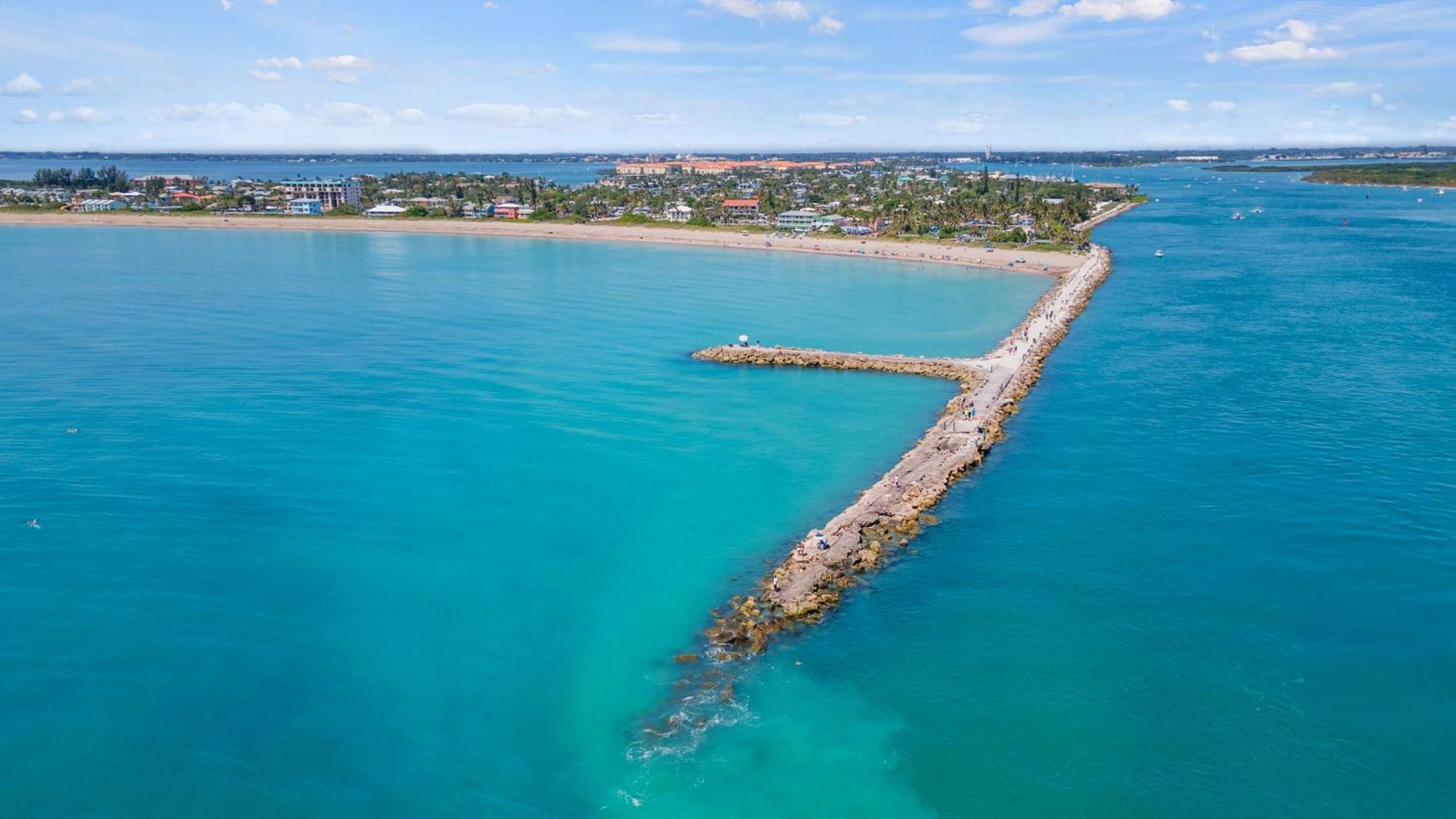 Oceanfront Inn, Inlet View Room, King Bed, #14 Fort Pierce Exteriör bild