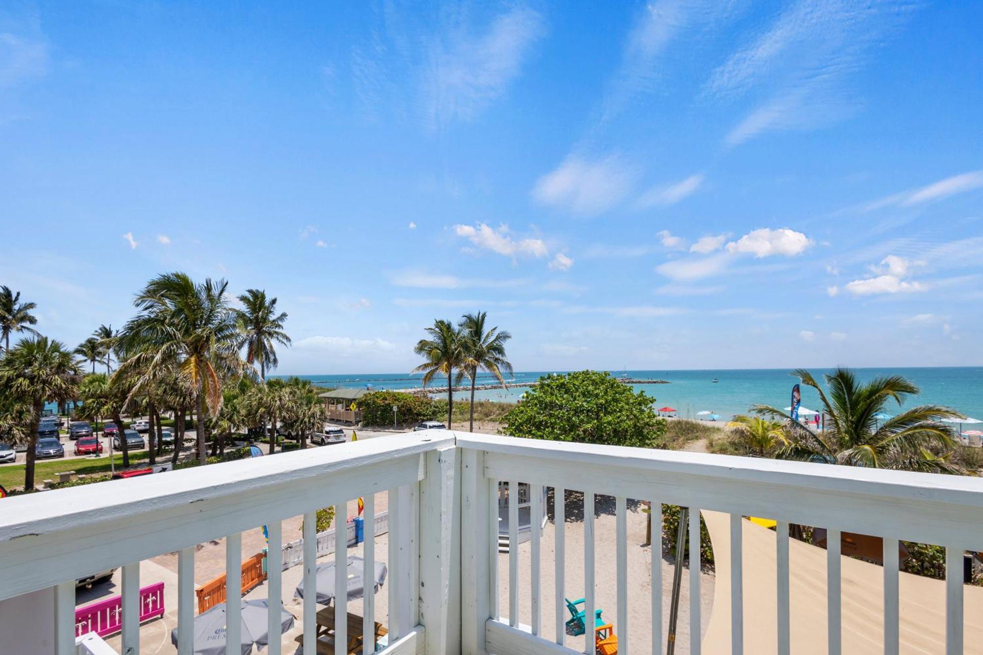 Oceanfront Inn, Inlet View Room, King Bed, #14 Fort Pierce Exteriör bild